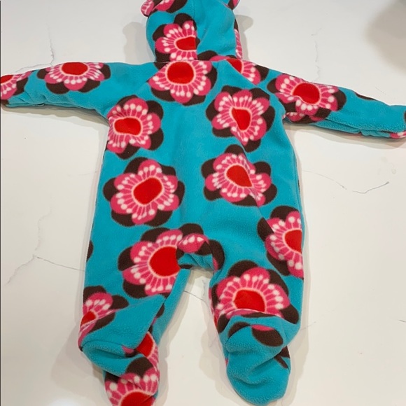Old Navy floral bunting suit 0-3mo - Picture 5 of 7